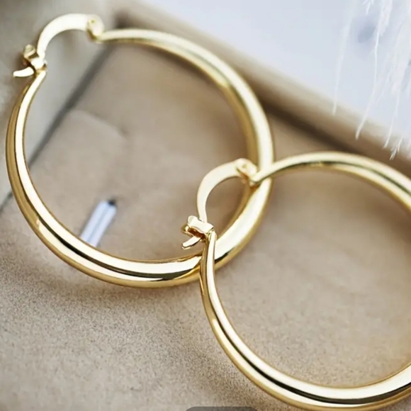 Jewelry - 18K Gold plated Hoop Earrings 1 1/3 inch NEW